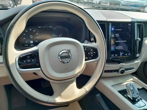 Used 2021 Volvo XC60 T8 Inscription w/ Advanced Package AWD/4WD image 11