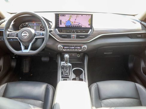 Used 2023 Nissan Altima 2.5 SL AWD/4WD image 6