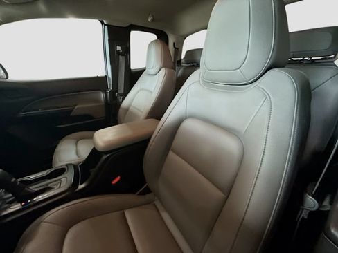 Used 2021 Chevrolet Colorado W/T RWD image 20