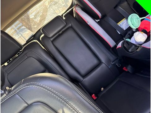 Used 2019 Ford Escape SEL AWD/4WD image 16