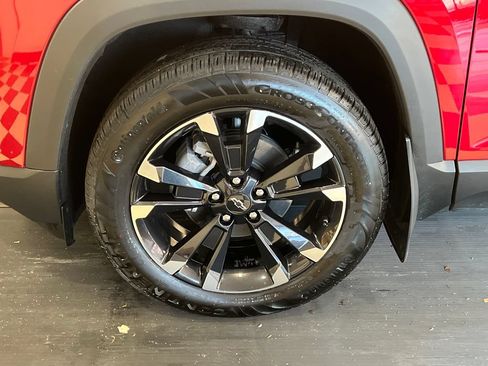 Used 2026 Chevrolet Equinox RS w/ LPO, Floor Liner Package AWD/4WD image 5