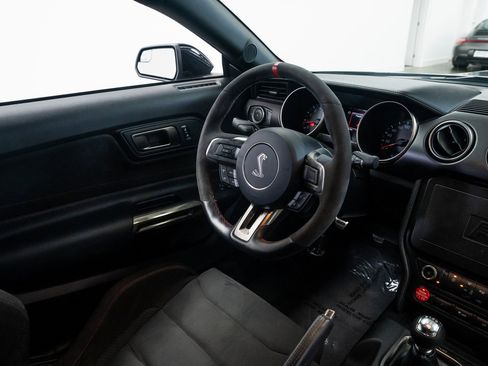 Used 2017 Ford Mustang Shelby GT350R w/ GT350R Equipment Group 920A image 9