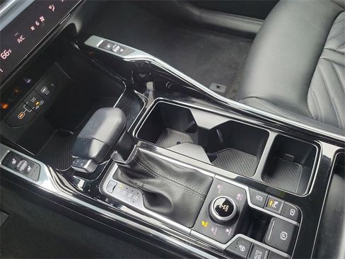 Certified 2024 Kia Sorento SX Prestige image 19