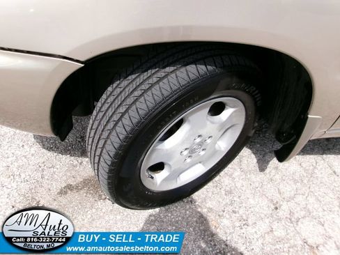 Used 2006 Toyota Highlander 4WD V6 w/ 3rd Row image 23