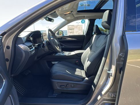 New 2026 INFINITI QX60 Luxe w/ Cargo Package image 7