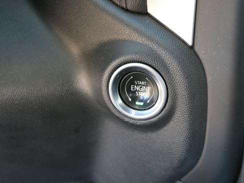 Used 2020 GMC Sierra 1500 Elevation image 17