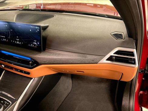 Used 2025 BMW 330i xDrive Sedan image 18