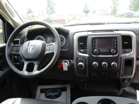 Used 2022 RAM 1500 Tradesman w/ Power & Remote Entry Group RWD image 9