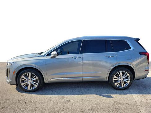 Certified 2023 Cadillac XT6 Premium Luxury image 2