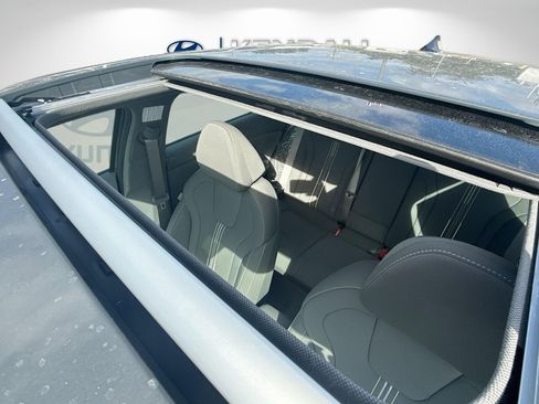 New 2026 Hyundai Elantra SEL Sport image 14