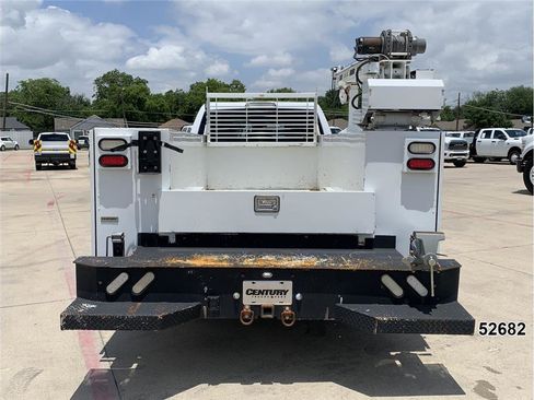 Used 2021 RAM 3500 Tradesman w/ Chrome Appearance Group AWD/4WD image 10