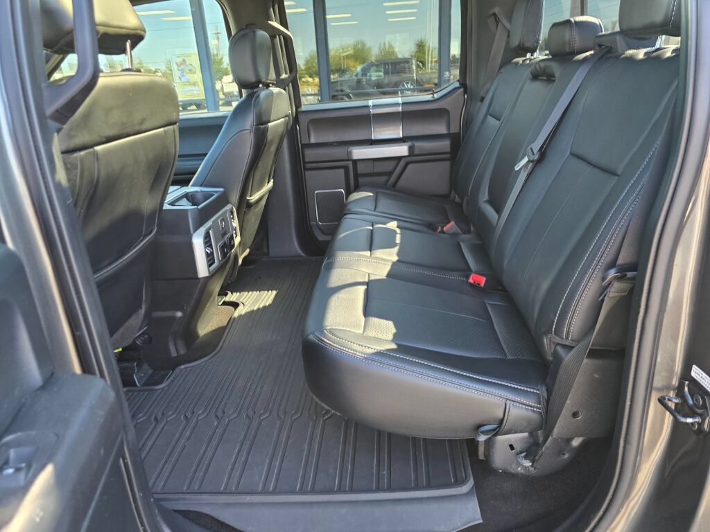 Used 2019 Ford F150 Lariat w/ Equipment Group 502A Luxury AWD/4WD image 12
