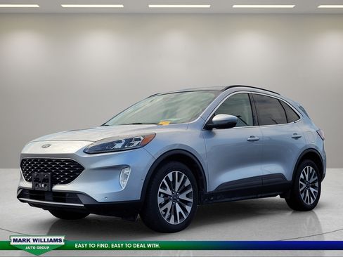 Certified 2020 Ford Escape Titanium AWD/4WD image 8