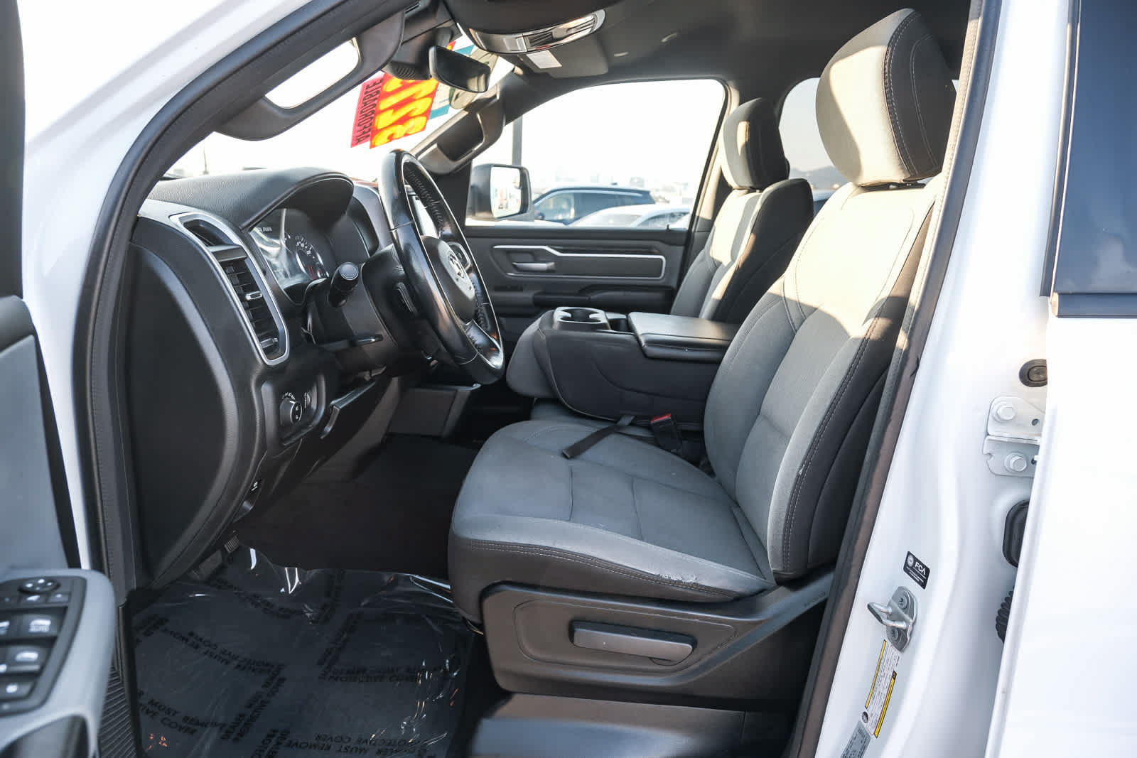 Used 2023 RAM 1500 Big Horn AWD/4WD image 17