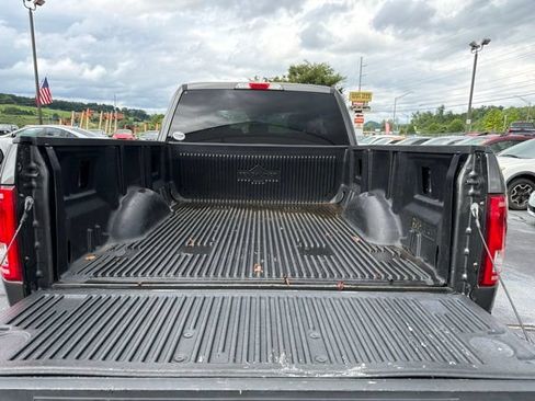 Used 2017 Ford F150 XL w/ Equipment Group 101A Mid AWD/4WD image 10