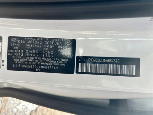 Used 2021 Kia Sedona LX image 36