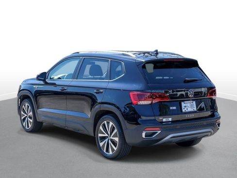 Used 2023 Volkswagen Taos SE AWD/4WD image 6