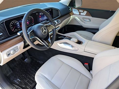 Used 2025 Mercedes-Benz GLE 350 4MATIC image 9