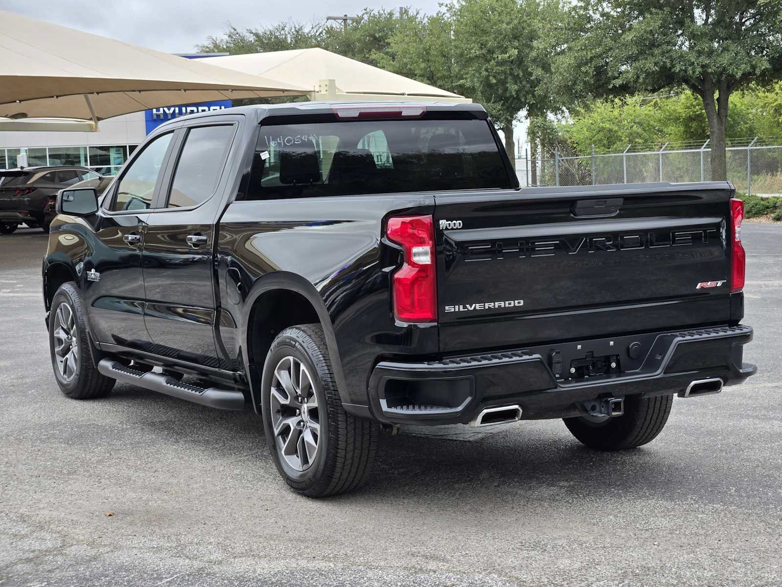 Used 2020 Chevrolet Silverado 1500 RST w/ Texas Edition AWD/4WD image 5