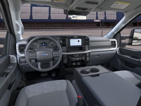 New 2026 Ford F250 XLT w/ FX4 Off-Road Package AWD/4WD image 27