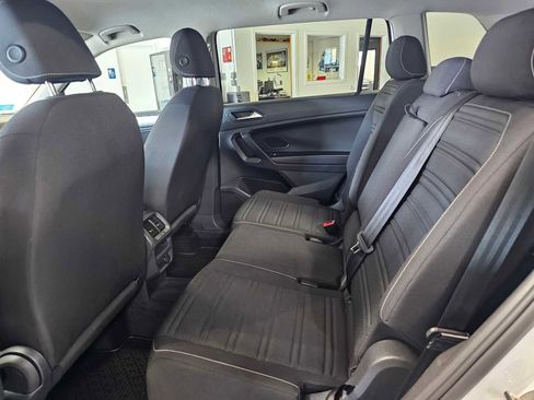 Used 2022 Volkswagen Tiguan S image 17