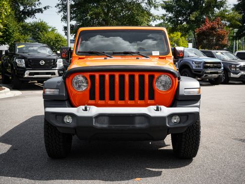Used 2019 Jeep Wrangler Unlimited Sport S AWD/4WD image 3
