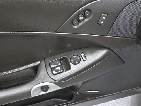 Used 2006 Chevrolet Corvette Base w/ Preferred Equipment Group image 17