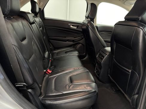 Used 2022 Ford Edge Titanium w/ Equipment Group 301A AWD/4WD image 29