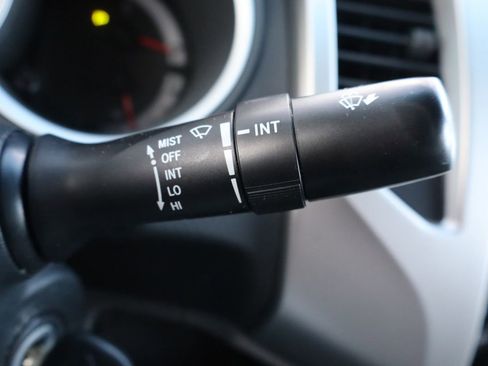 Used 2014 Toyota Tacoma PreRunner image 32