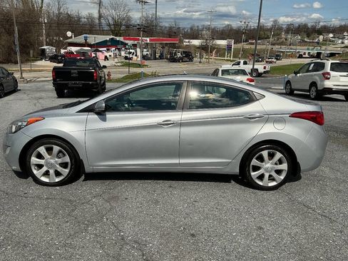 Used 2012 Hyundai Elantra Limited image 9
