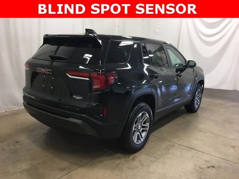 Used 2025 GMC Terrain Elevation image 4