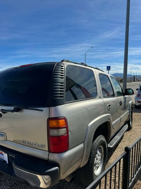 Used 2003 Chevrolet Tahoe LT RWD image 2