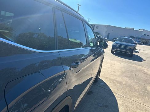 New 2026 Volkswagen Atlas SE image 32