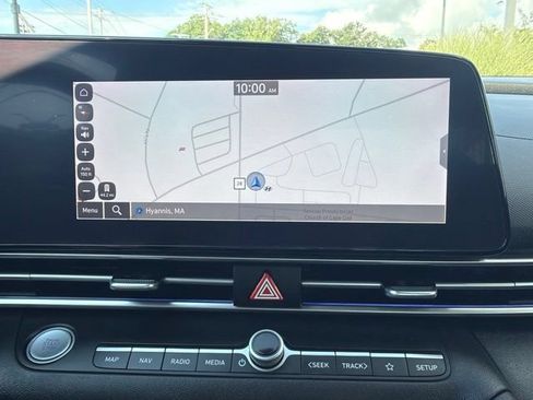 Used 2024 Hyundai Elantra Limited FWD image 24