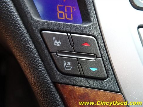 Used 2008 Cadillac CTS 3.6 AWD w/ Luxury Level Two Package image 15