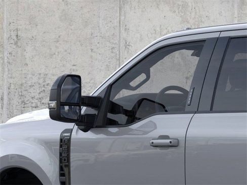 New 2026 Ford F250 Lariat w/ Black Appearance Package image 20