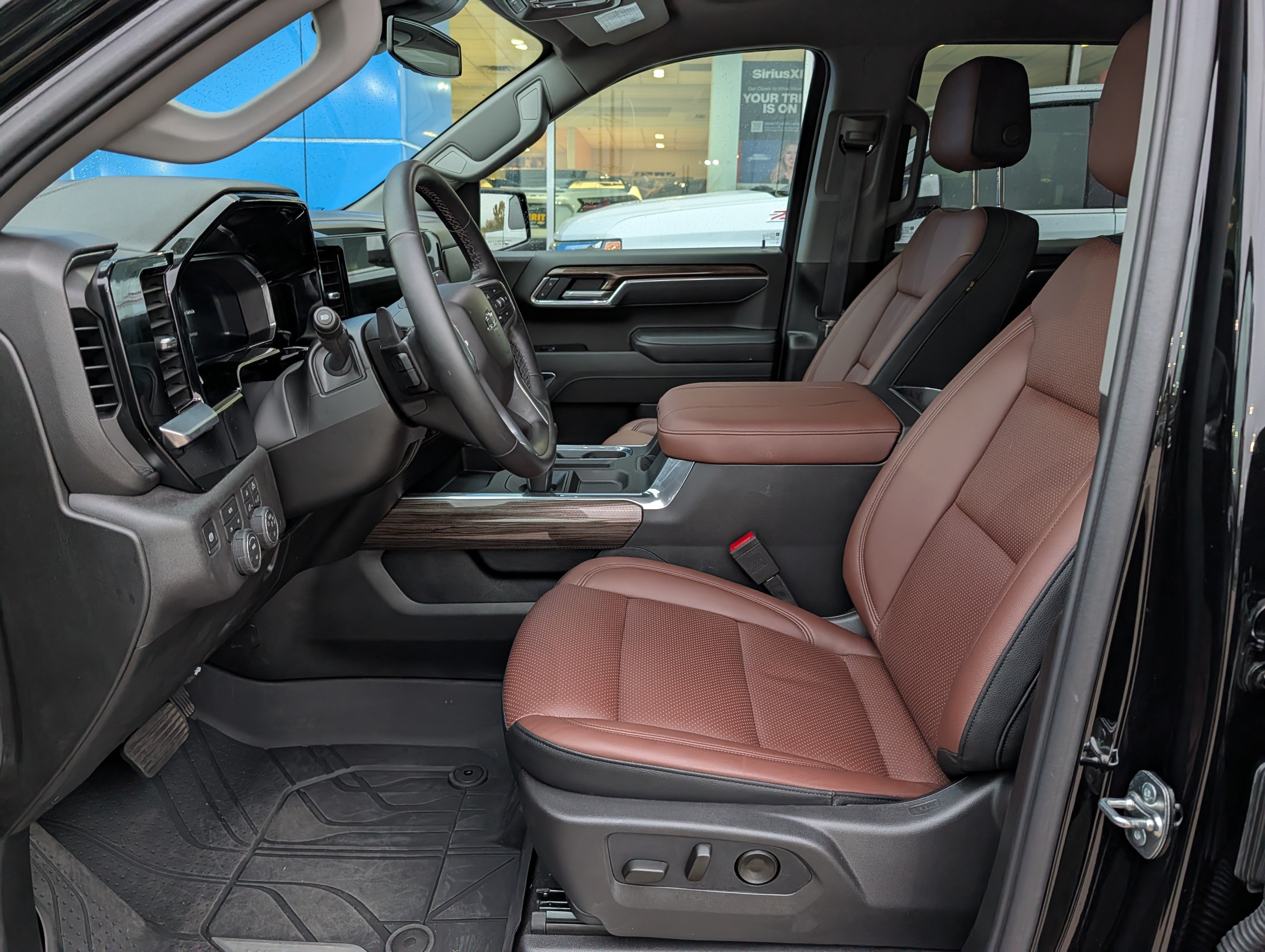 Used 2026 Chevrolet Silverado 1500 RST w/ Safety Package AWD/4WD image 8