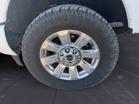 Used 2019 Ford F350 Platinum w/ Platinum Ultimate Package image 14