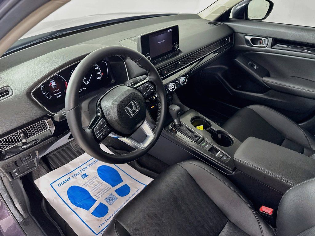 Used 2024 Honda Civic EX-L image 11