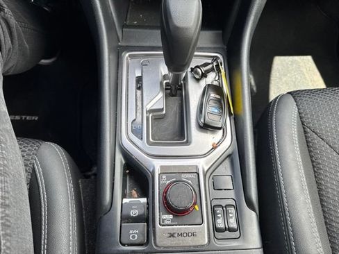 Used 2022 Subaru Forester Premium AWD/4WD image 20