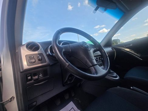 Used 2007 Toyota Matrix XR FWD image 19