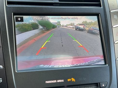 Certified 2019 Lincoln MKC Reserve w/ MKC Technology Package FWD image 21