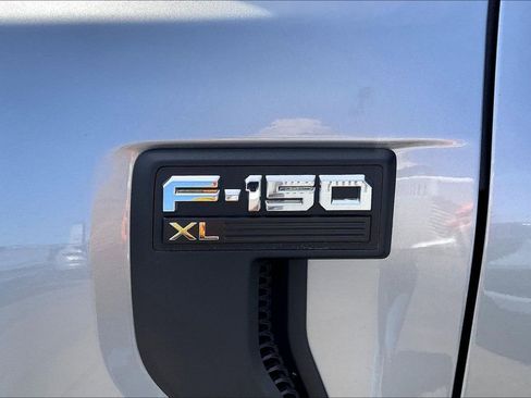 Used 2025 Ford F150 XL image 4