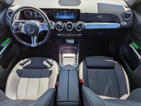 New 2025 Mercedes-Benz GLB 250 image 13