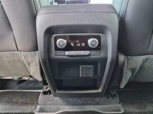 Used 2024 GMC Acadia Elevation FWD image 34