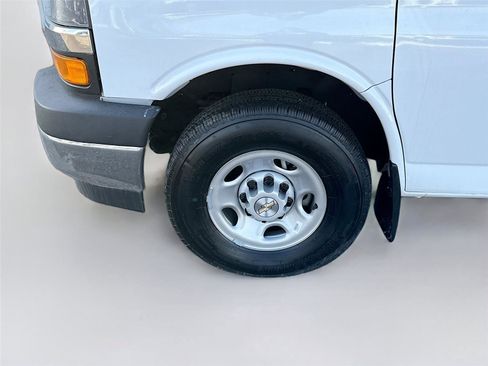 New 2025 Chevrolet Express 3500 w/ Power Convenience Package RWD image 19