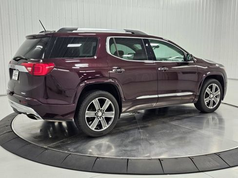 Used 2017 GMC Acadia Denali w/ Technology Package AWD/4WD image 5