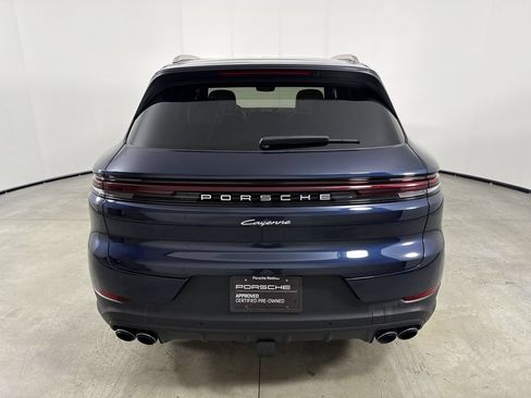 Certified 2026 Porsche Cayenne AWD/4WD image 6