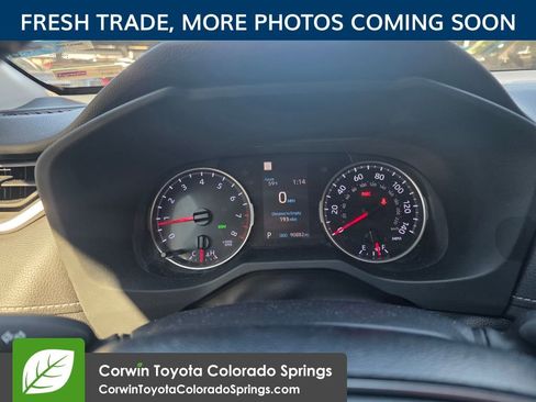 Used 2019 Toyota RAV4 XLE Premium image 11