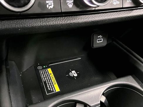 Used 2024 Honda HR-V EX-L image 35